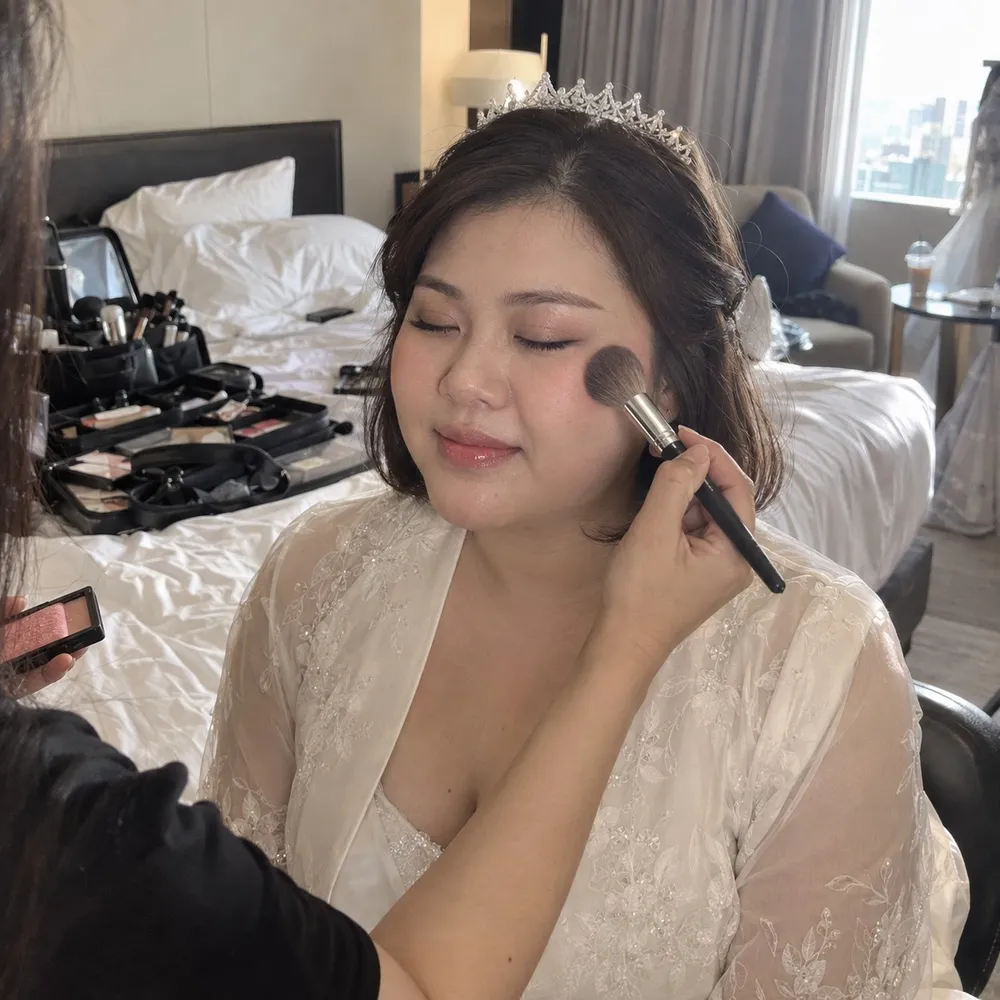 Cô dâu tự nhiên, ảnh 2